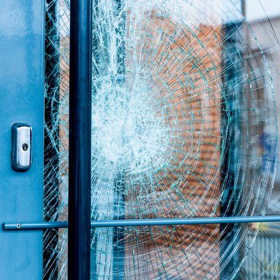 3M™ Safety & Security Window Films, Safety Series for Commercial